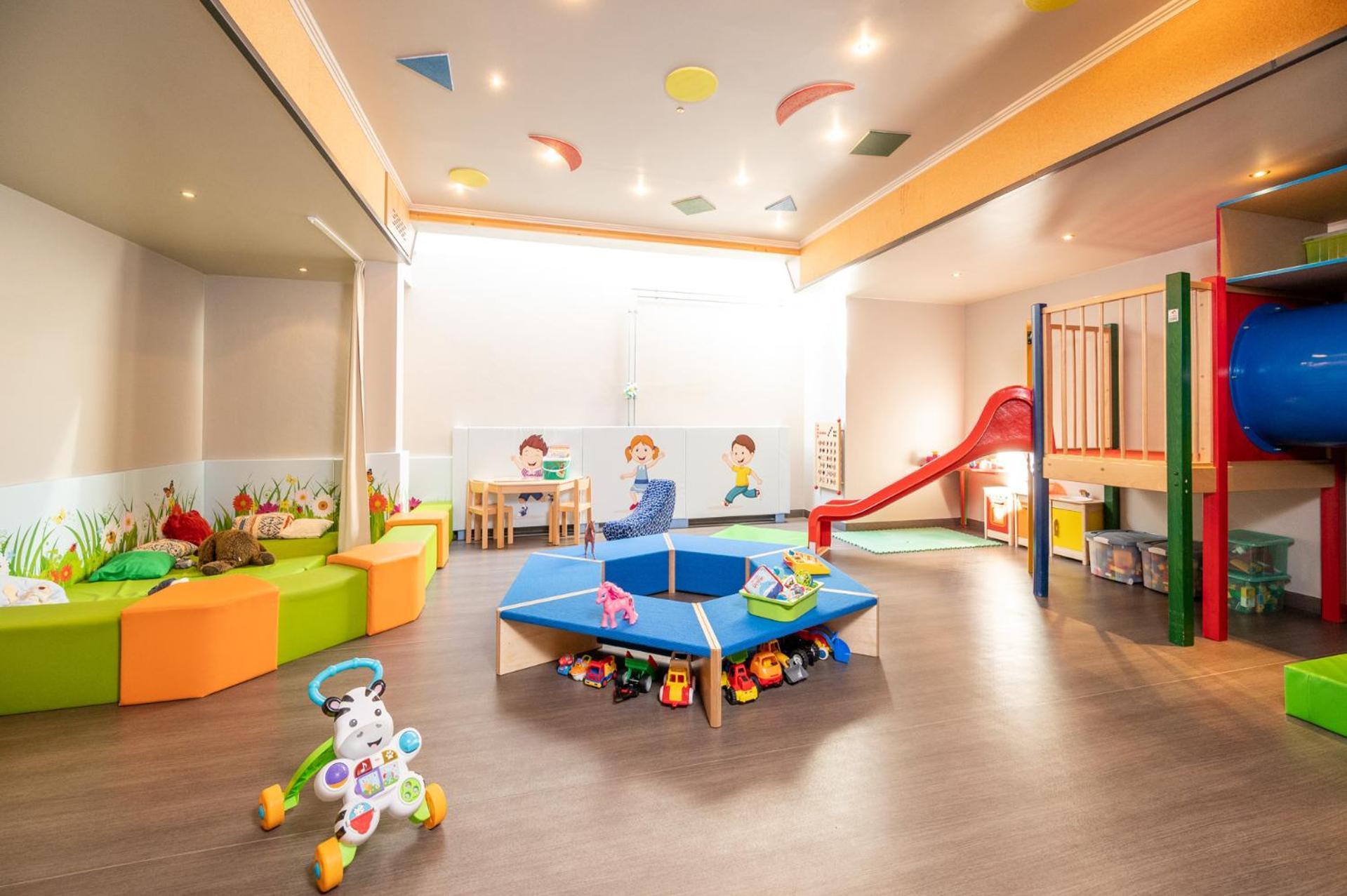 Familienhotel Lengauer Hof ซาลบาคฮินเทอร์เกลมม์ ภายนอก รูปภาพ