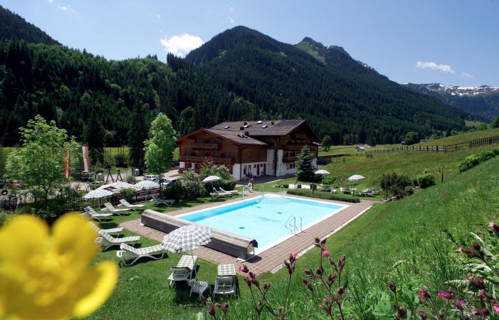 Familienhotel Lengauer Hof ซาลบาคฮินเทอร์เกลมม์ ภายนอก รูปภาพ