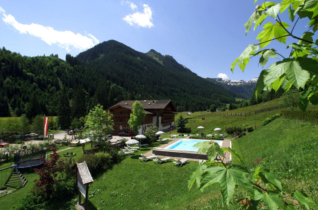 Familienhotel Lengauer Hof ซาลบาคฮินเทอร์เกลมม์ ภายนอก รูปภาพ
